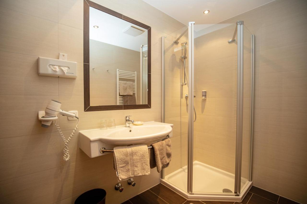 Hotel Charly Ишгъл Екстериор снимка