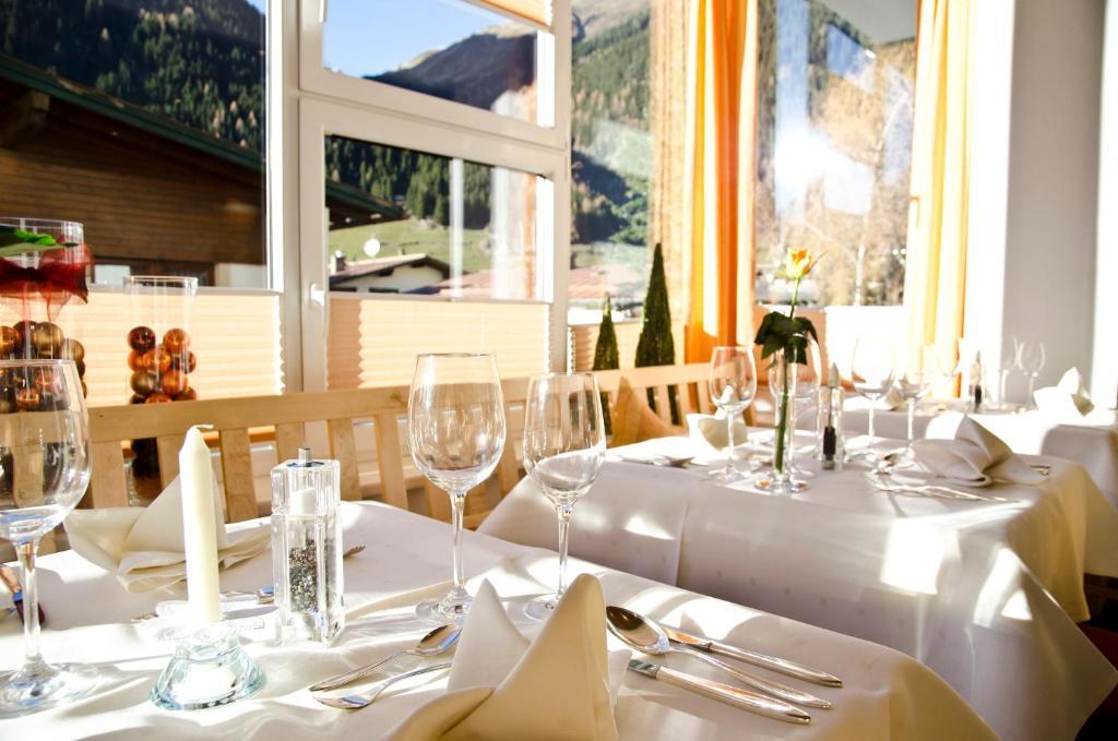 Hotel Charly Ишгъл Екстериор снимка