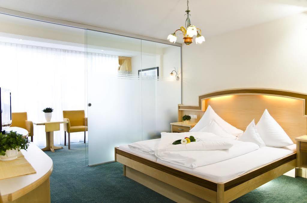 Hotel Charly Ишгъл Екстериор снимка